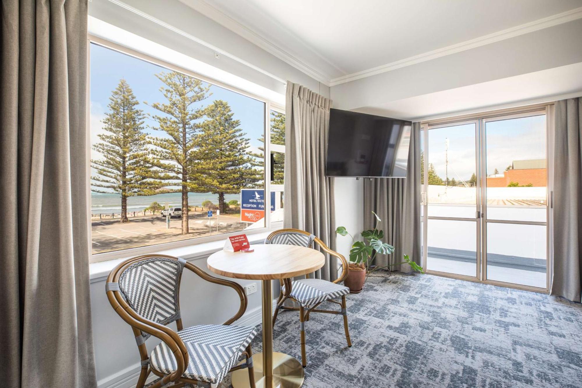 Nightcap At Hotel Victor Victor Harbor Exterior photo