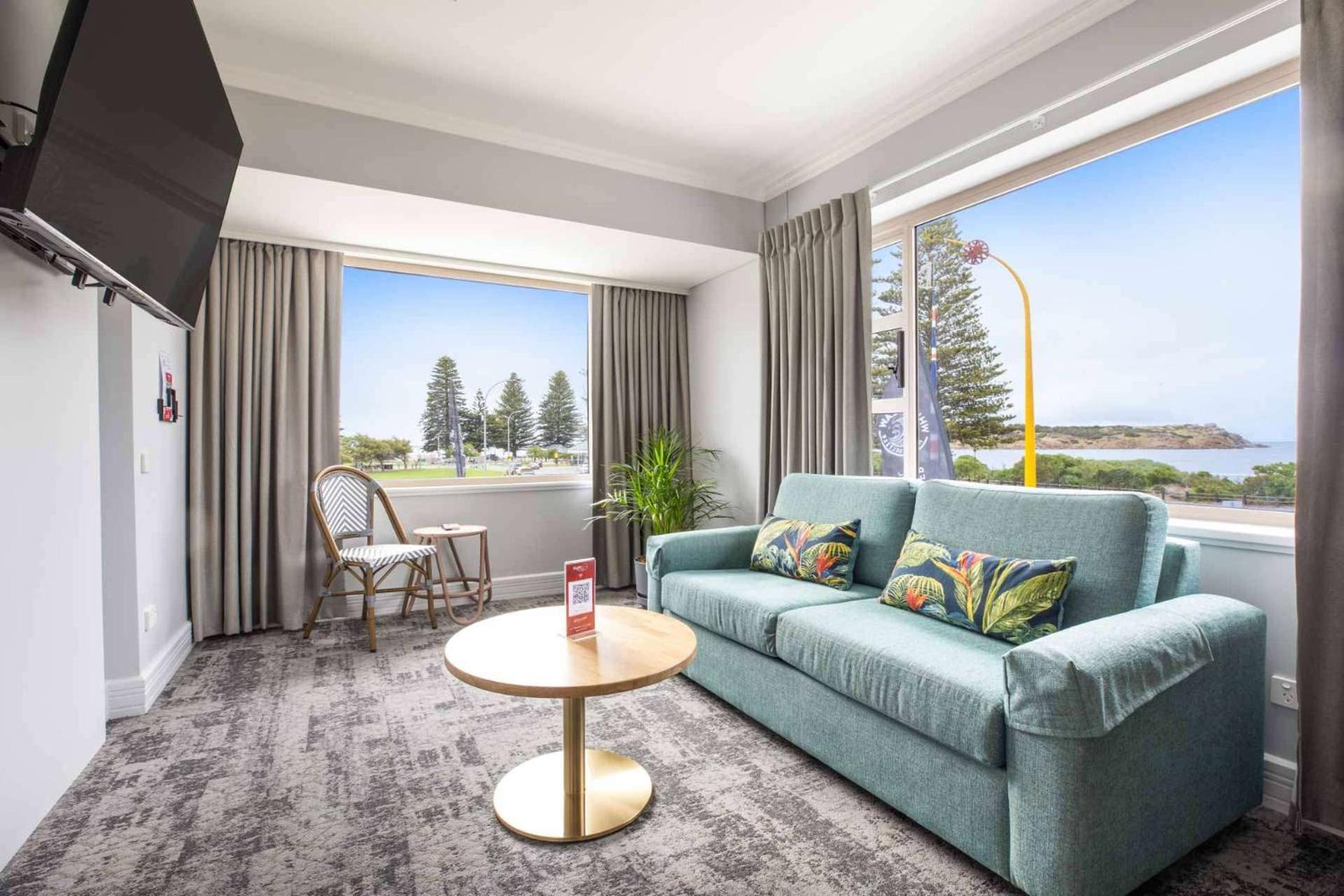 Nightcap At Hotel Victor Victor Harbor Exterior photo